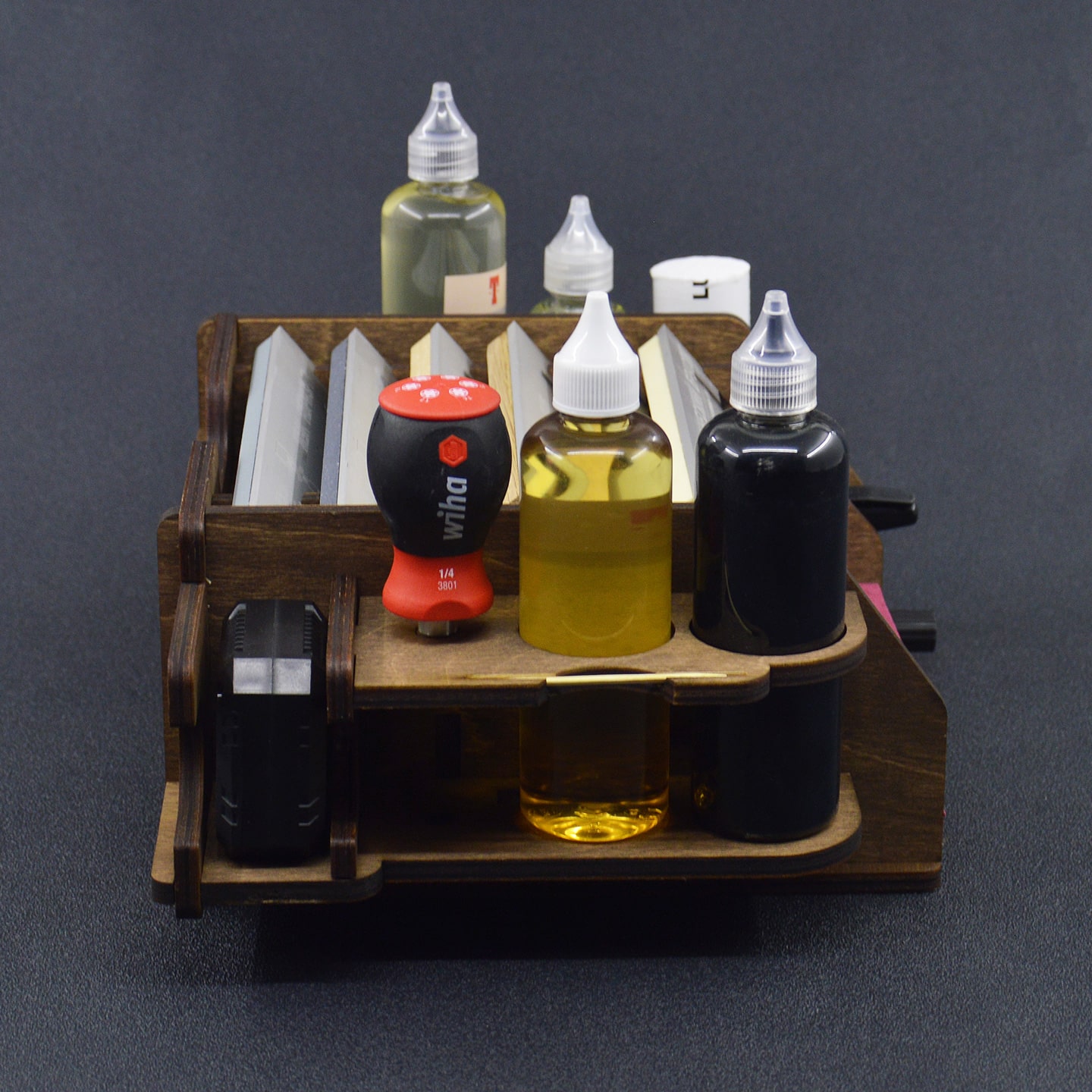 Настольная-подставка-заточника-ЖУК-Макси-2 Настольная подставка заточника ЖУК Макси 2